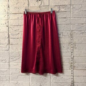 Montgomery Ward Burgundy Lace Trim Half Slip | Size M | Made in USA